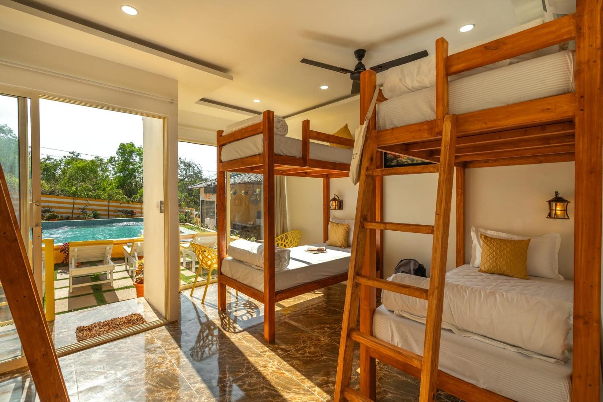 The Social Stays Goa, Morjim Formerly Artbuzz Bagian luar foto